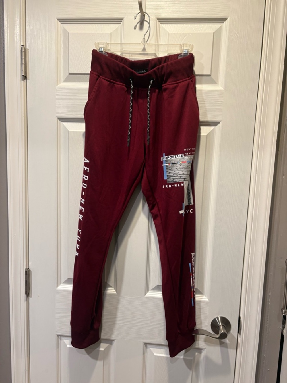 Aeropostale Women’s Maroon Graphic Jogger Sweatpants